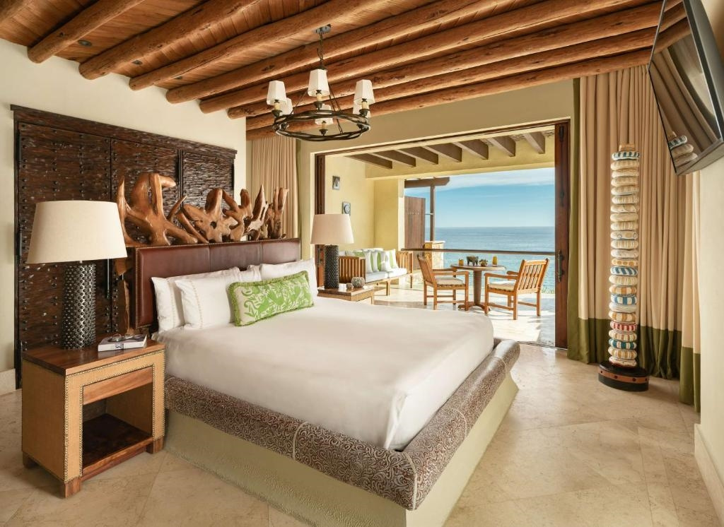 1 Bedroom Double Suite with ocean view (full double bed)