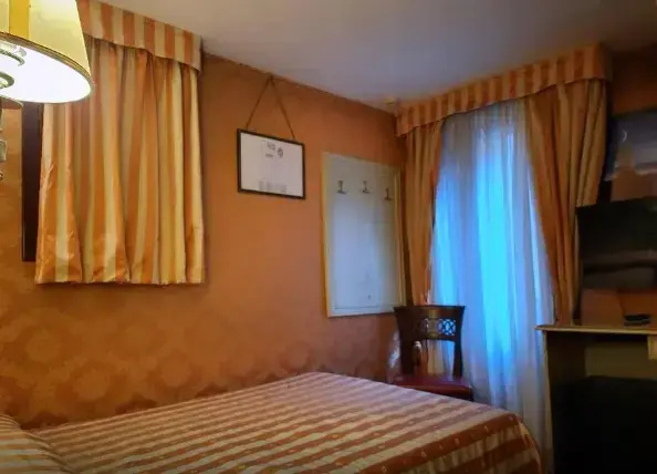 Lux Hotel - Chambres