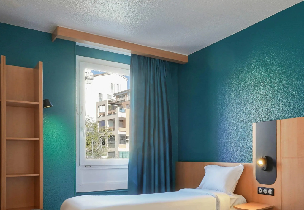Single room