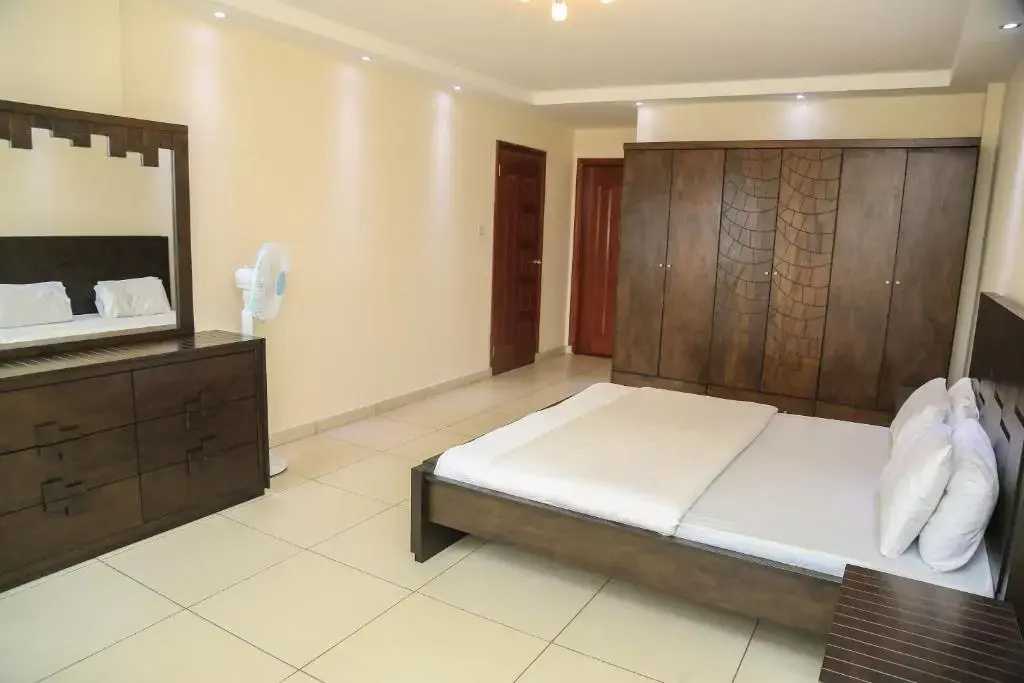 1 Bedroom Apartment
