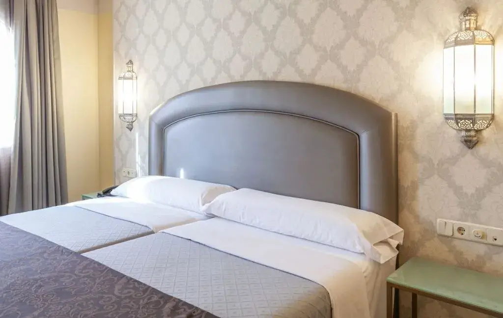 Hotel Macià Alfaros - Chambres