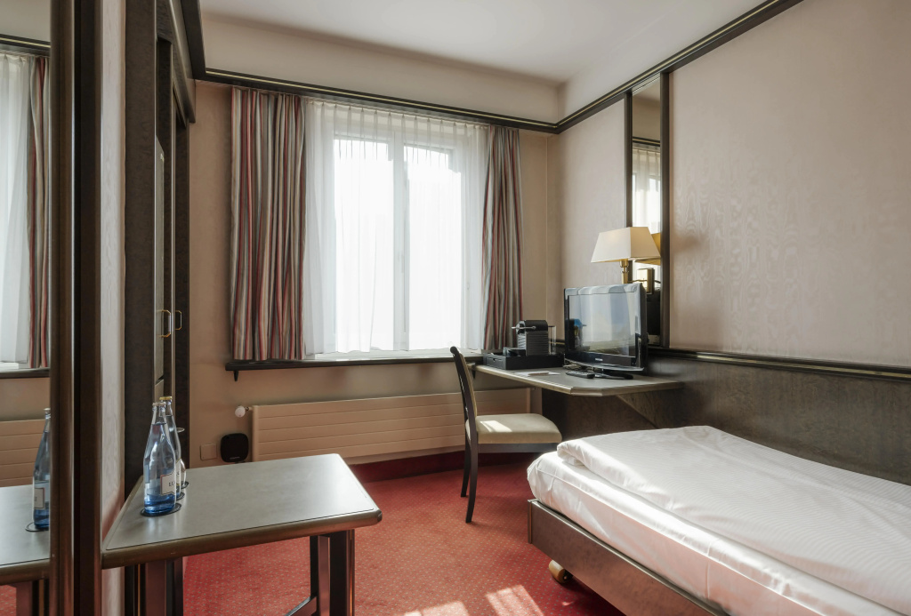 Hotel Monopol - Chambres