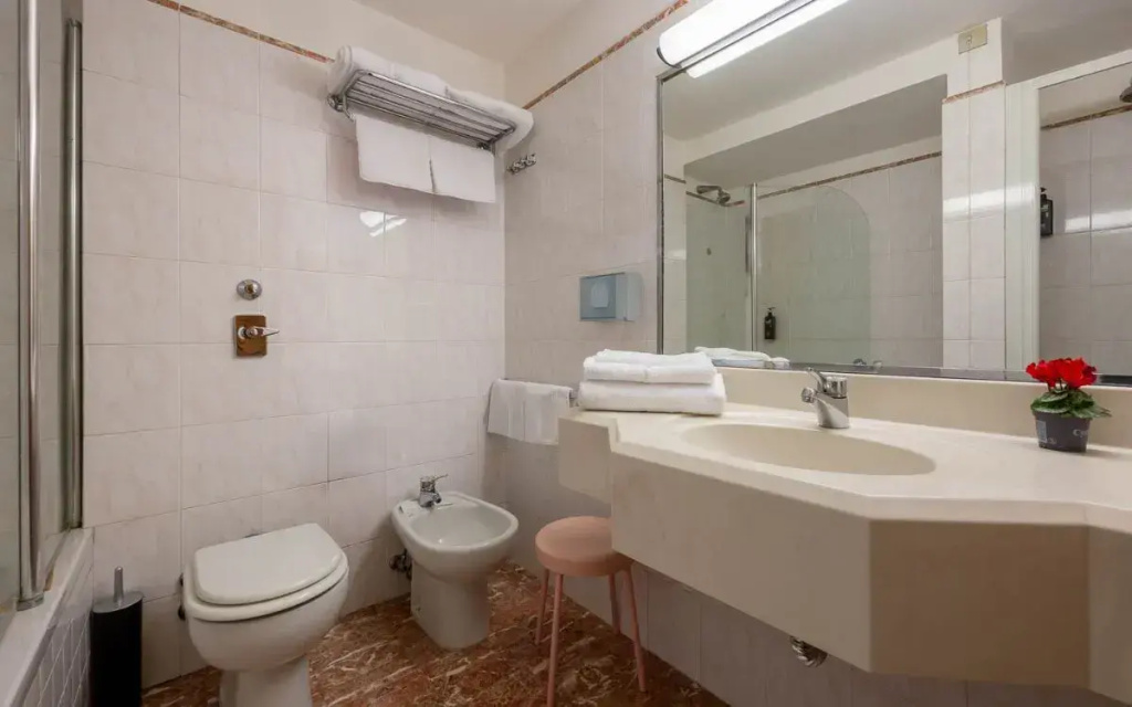 IH Hotels Milano Eur Trezzano sul Naviglio - Chambres