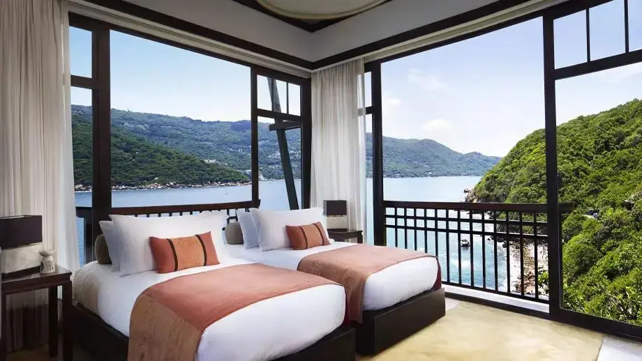 2 Bedrooms Quadruple Pool Villa with ocean view