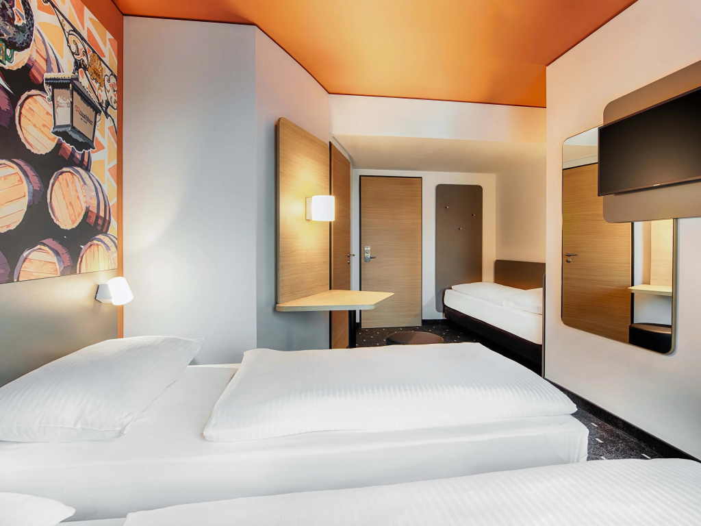 Triple room