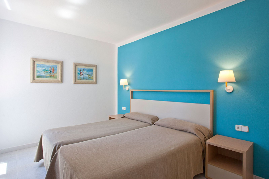 1 Bedroom Apartment (sofa bed is not guaranteed)