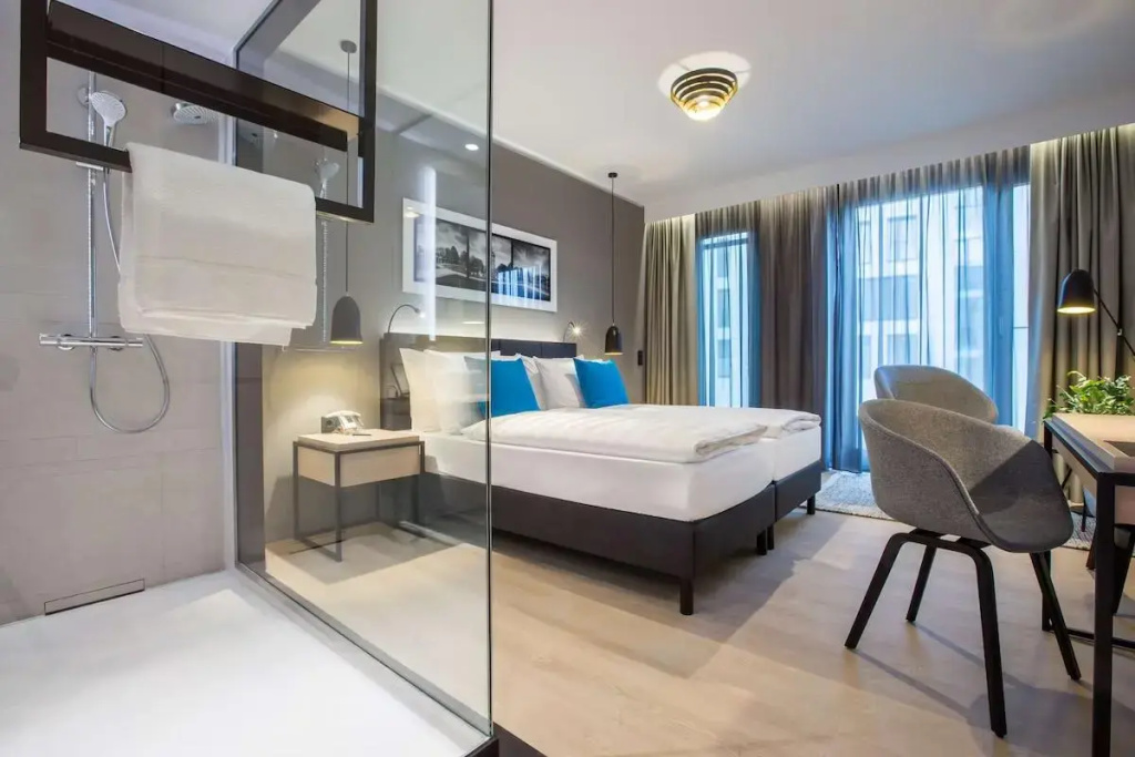 Standard Double room (full double bed)