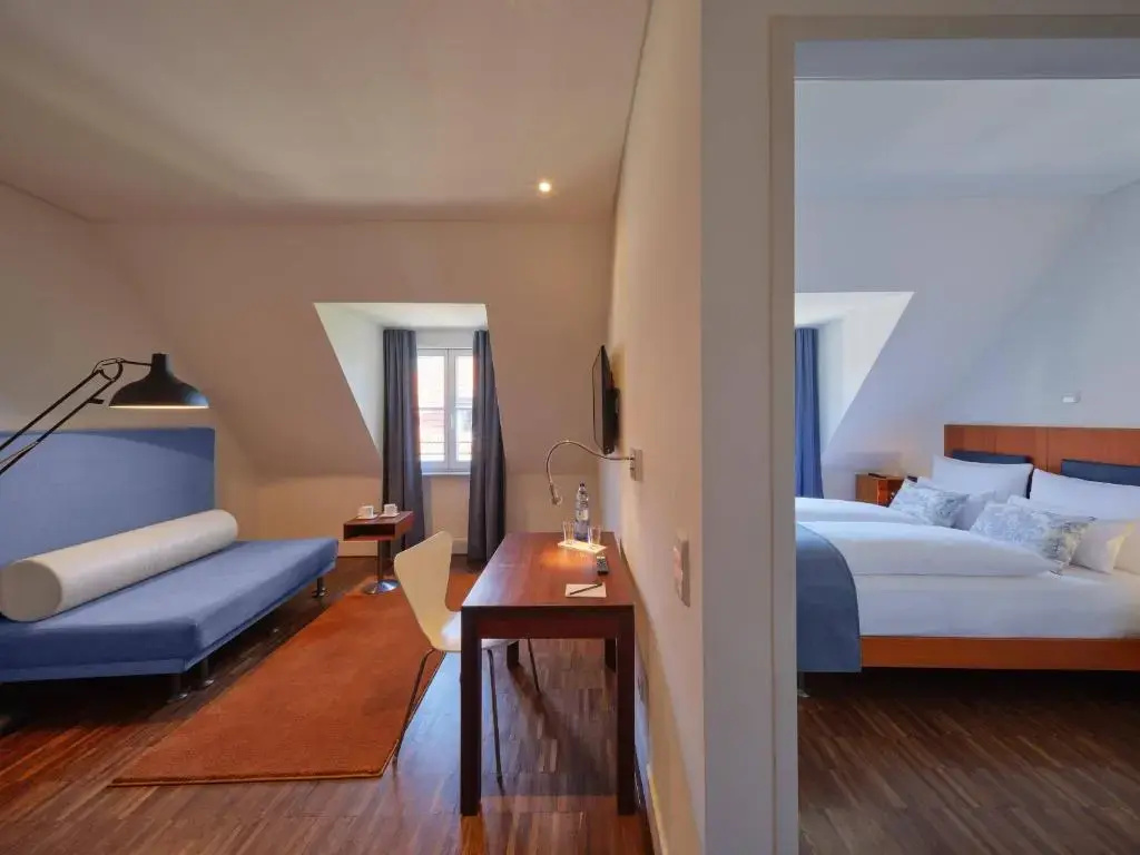 Hotel photo 12