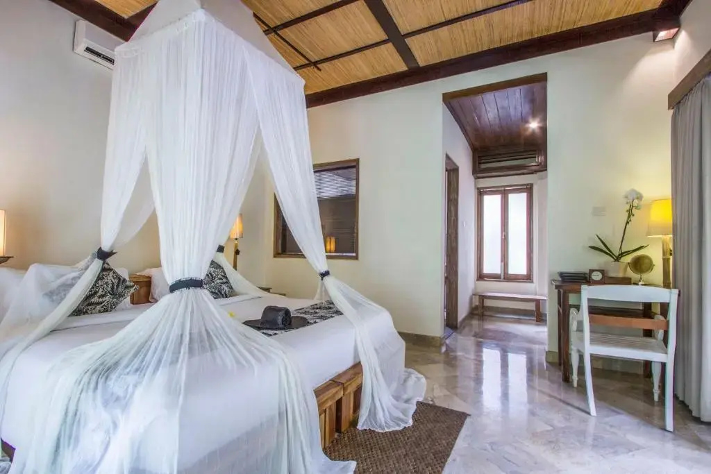 Double Junior Suite (full double bed)