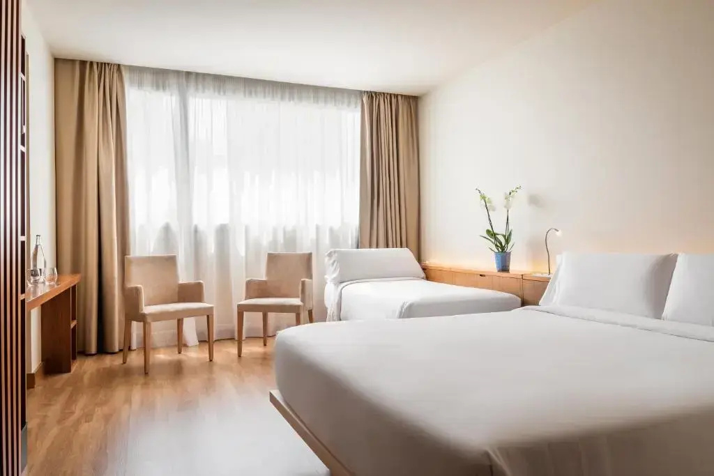 Triple room