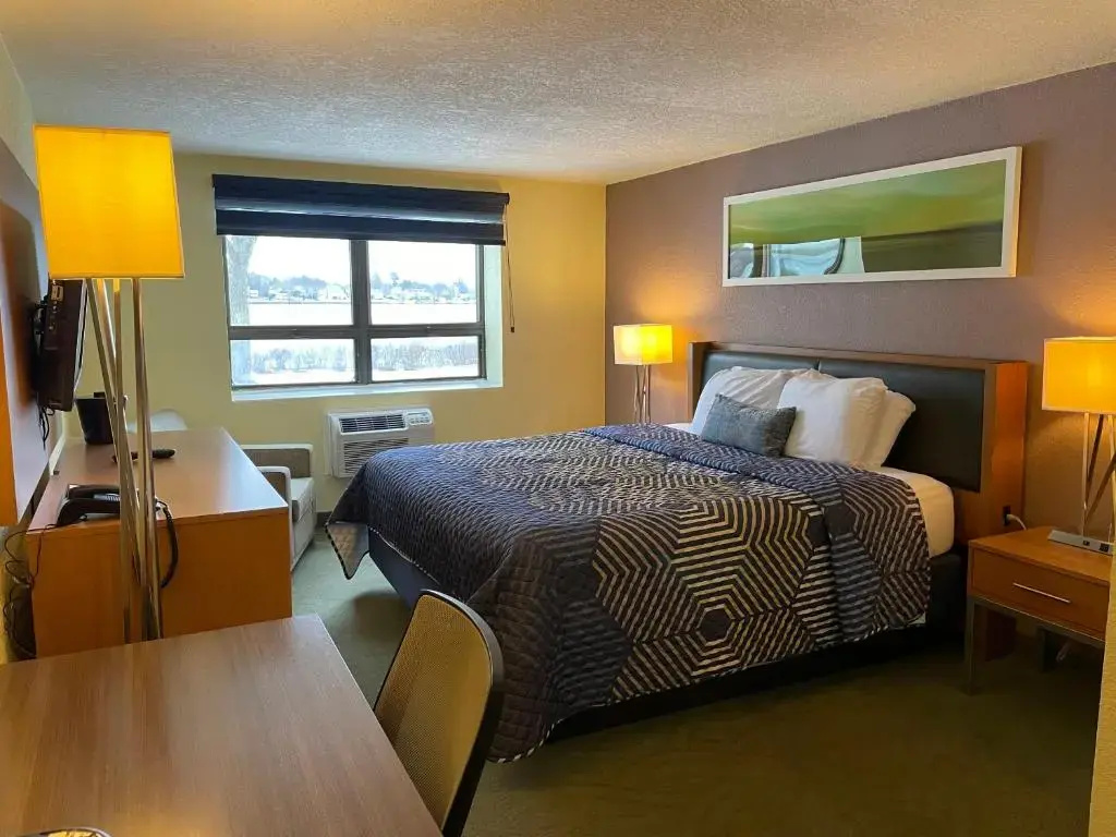 Room Lakeside