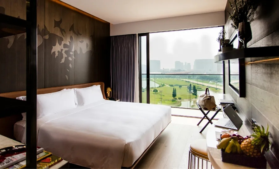 Premium Cotai Double room with balcony (full double bed)