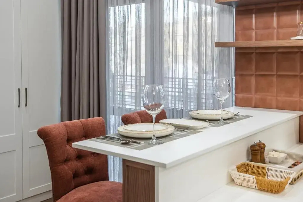 Двухместный номер Deluxe с балконом и с красивым видом из окна двуспальная кровать в Apart hotel Colibri