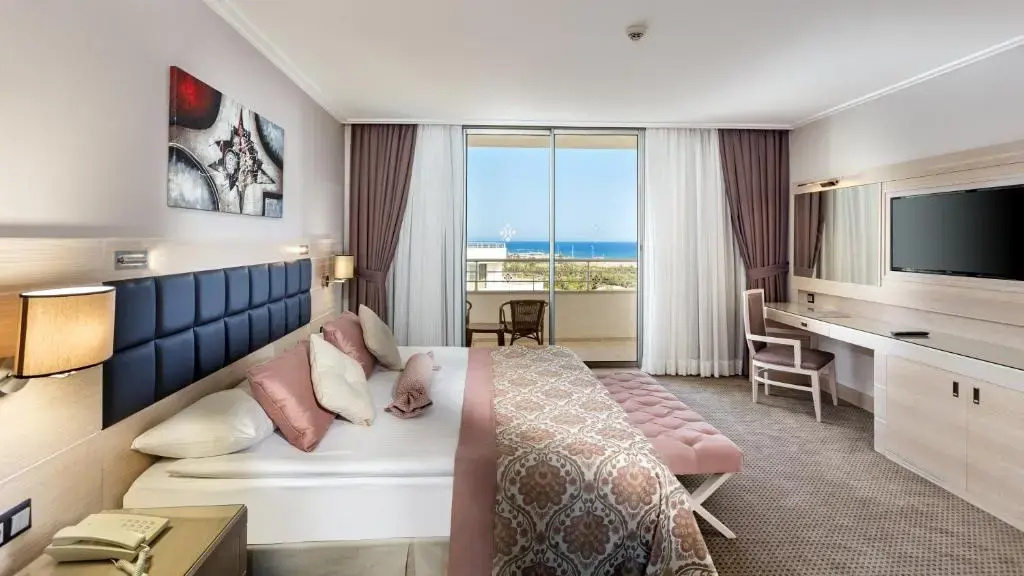 Double Suite (full double bed)