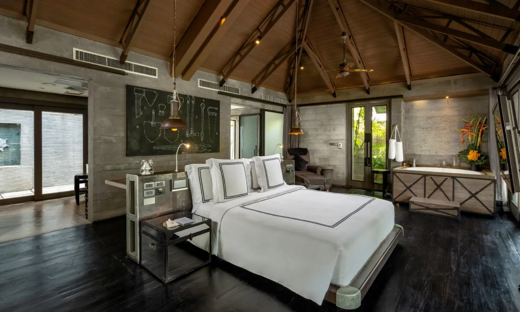 1 Bedroom Double Pool Villa full double bed