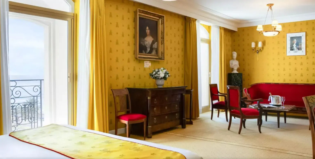 Napoleon Double Junior Suite (full double bed)