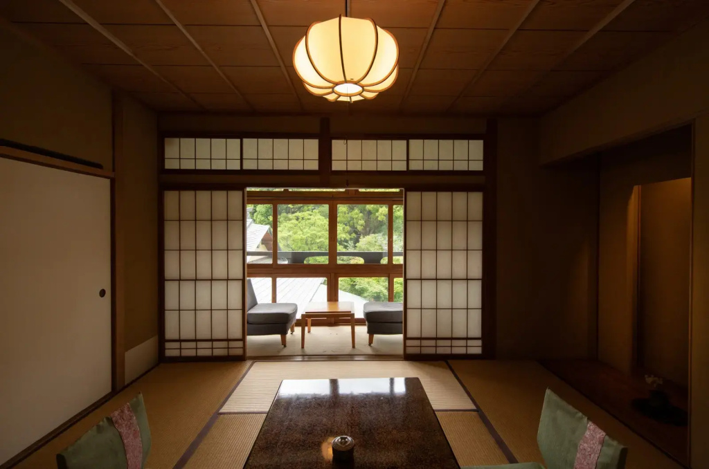 Miyakodori room