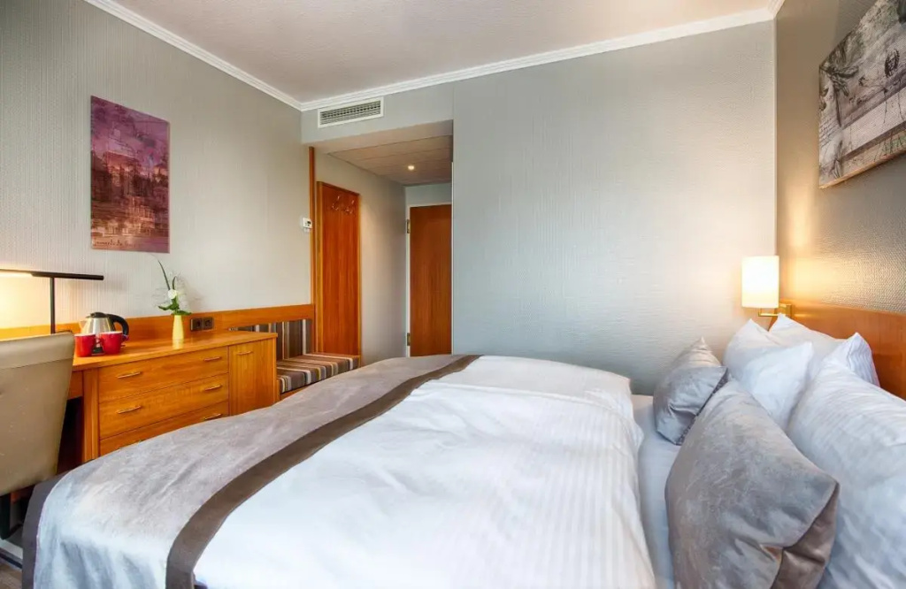 Comfort Double room (full double bed)