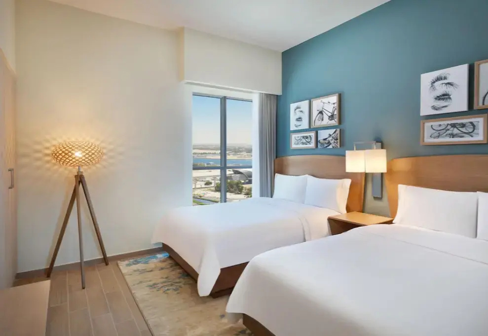 2 Bedrooms Quadruple Apartment with city view