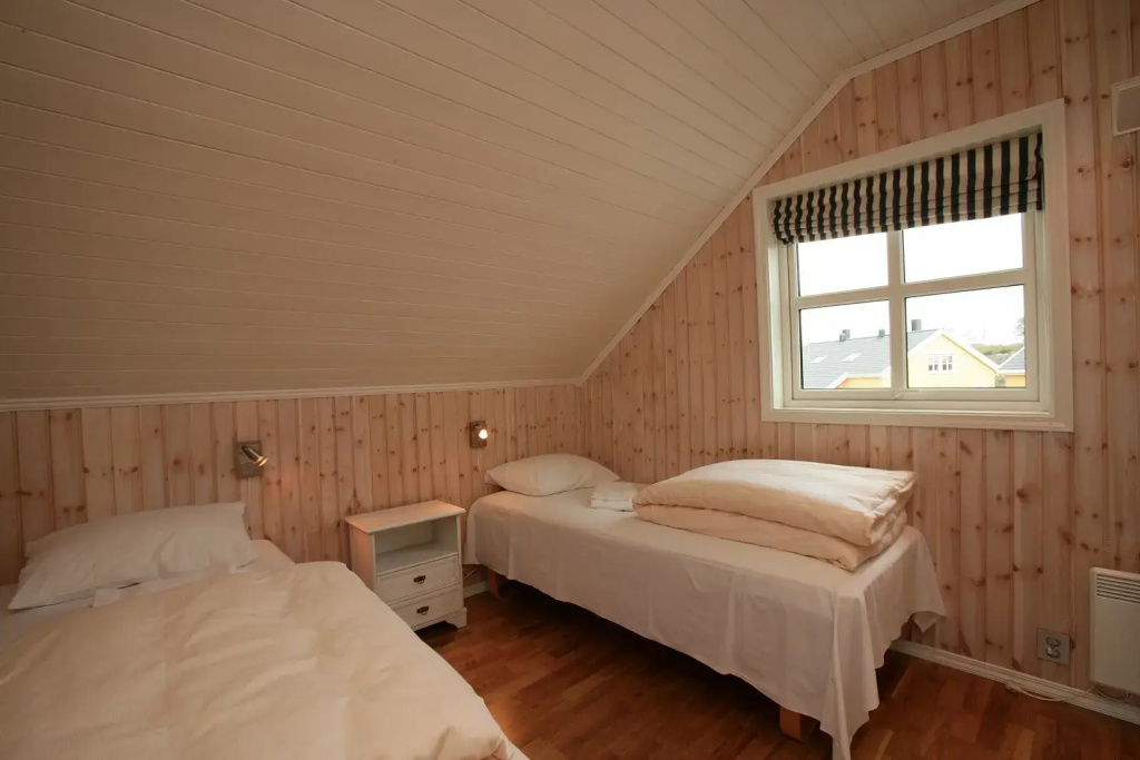 3 Bedrooms XXL Rorbu Cabin Suite