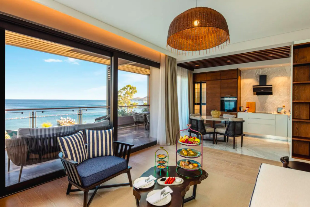 Резиденция 2+1 в Kaya Palazzo Resort & Residences Le Chic Bodrum