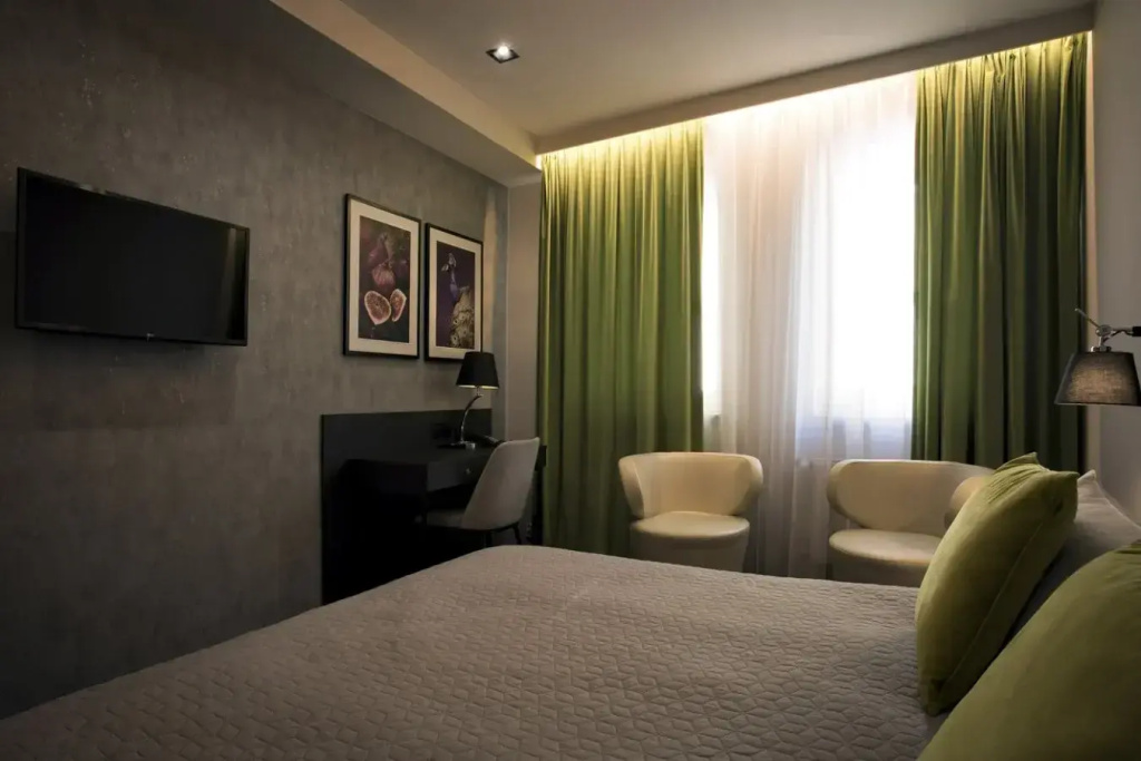 Standard Double Apartment (full double bed)