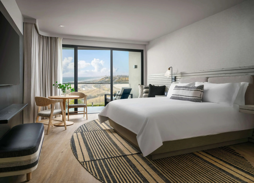 Coastline View room
