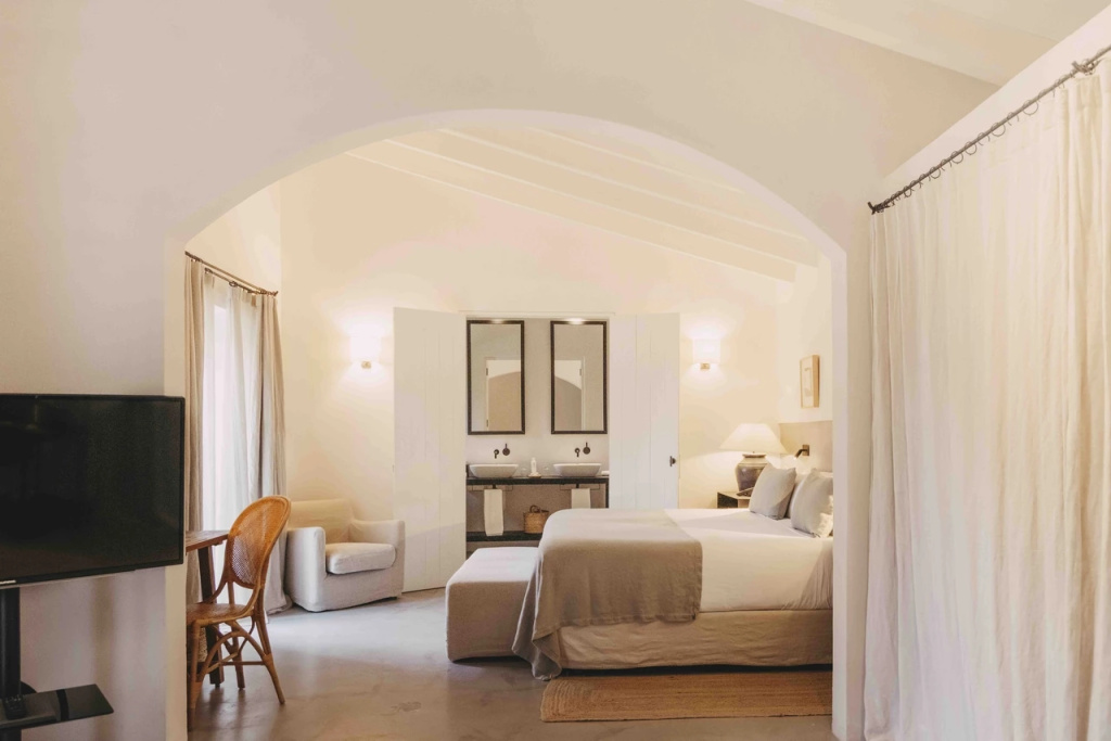 Serena Double Suite (twin beds)