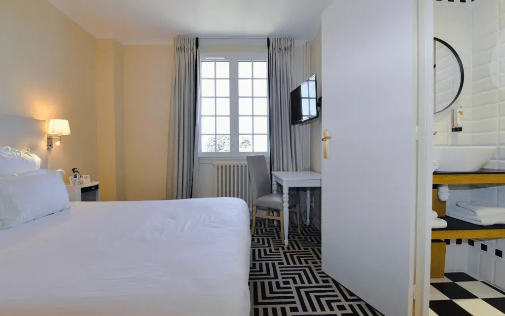 Village Double room (full double bed)