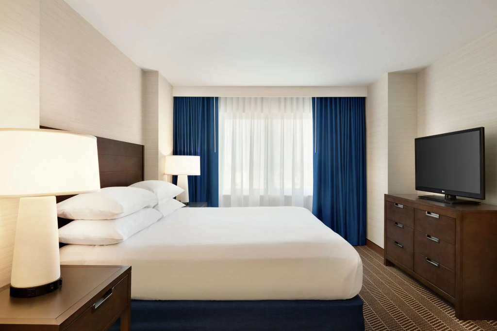 Embassy Suites Boston Logan Airport - Chambres