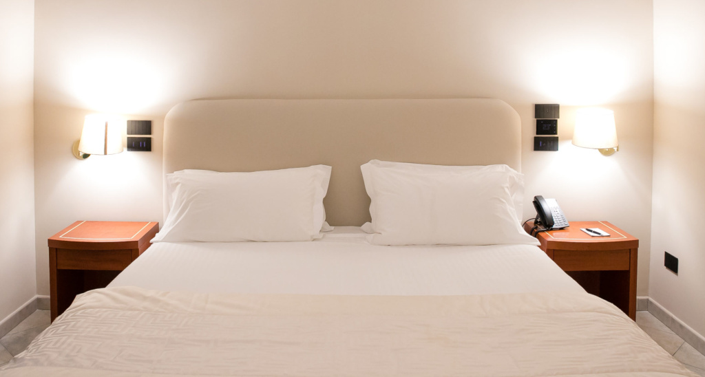 Standard Double room (full double bed)