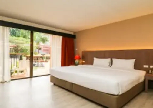Greenery Double room (full double bed)