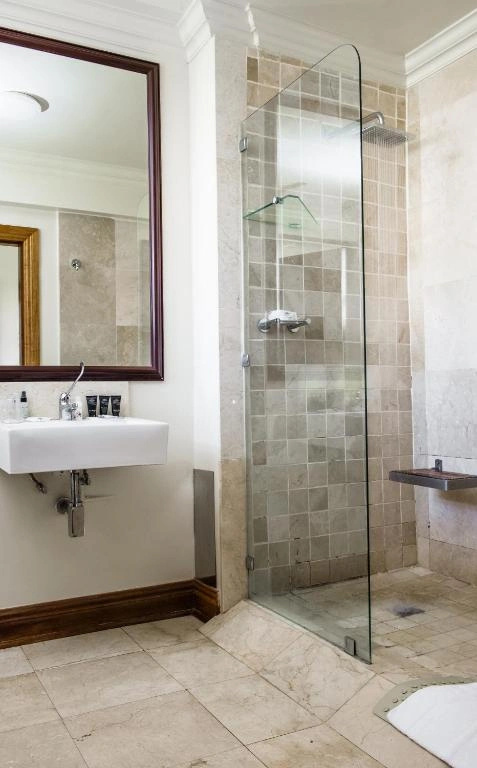 Belaire Suites - Chambres