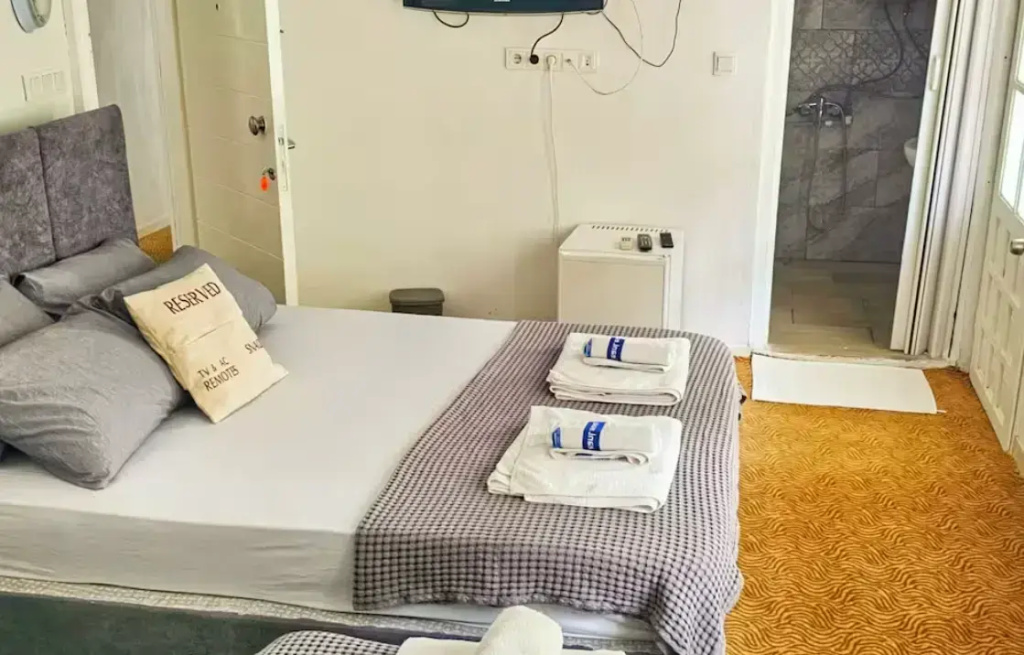 Quadruple room