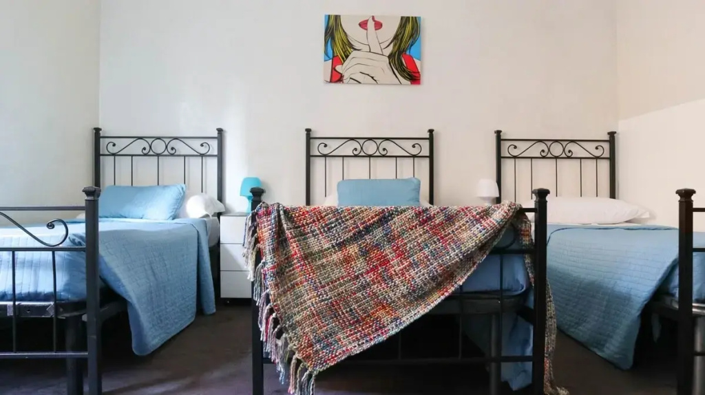 Triple room