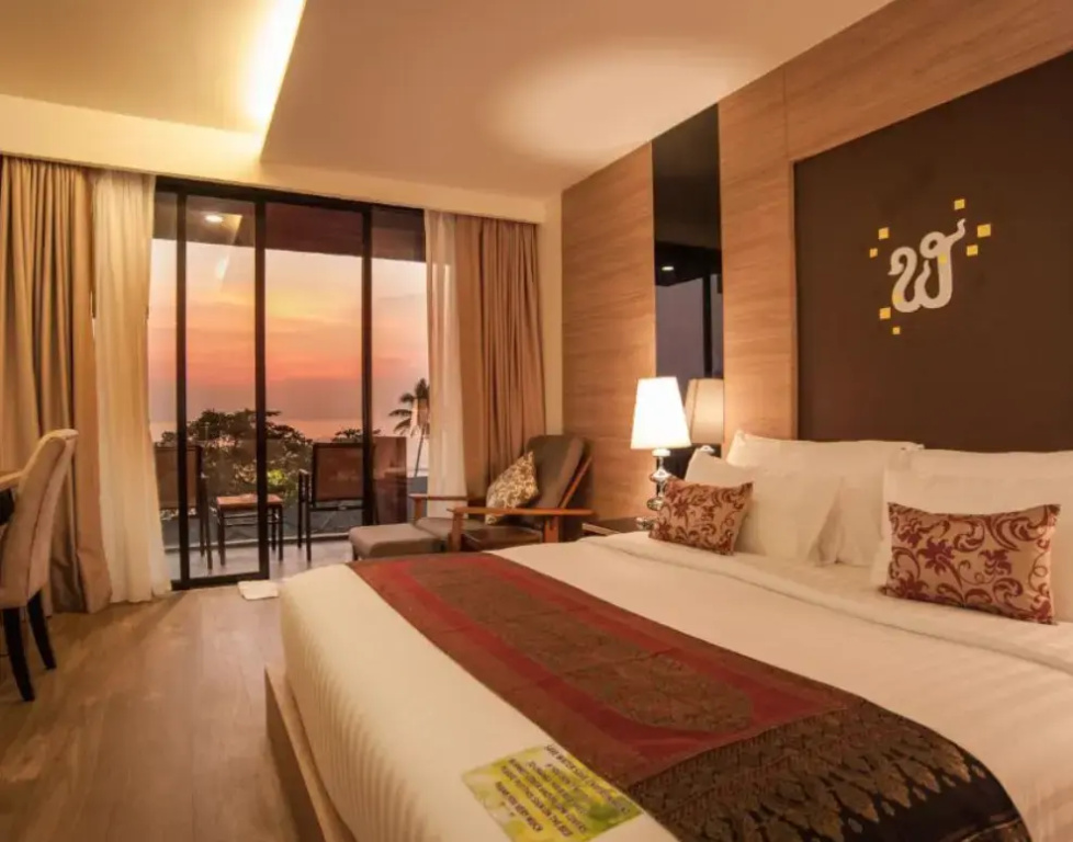 Deluxe Double room with balcony and with sea view (full double bed)