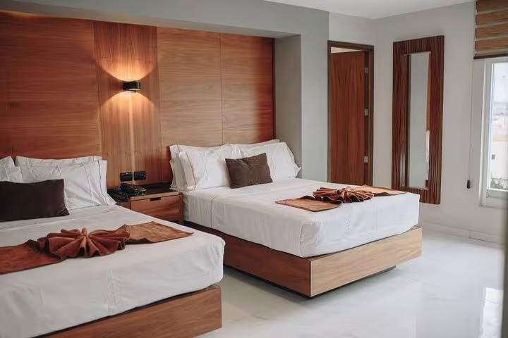 Superior Double room with city view (twin beds)