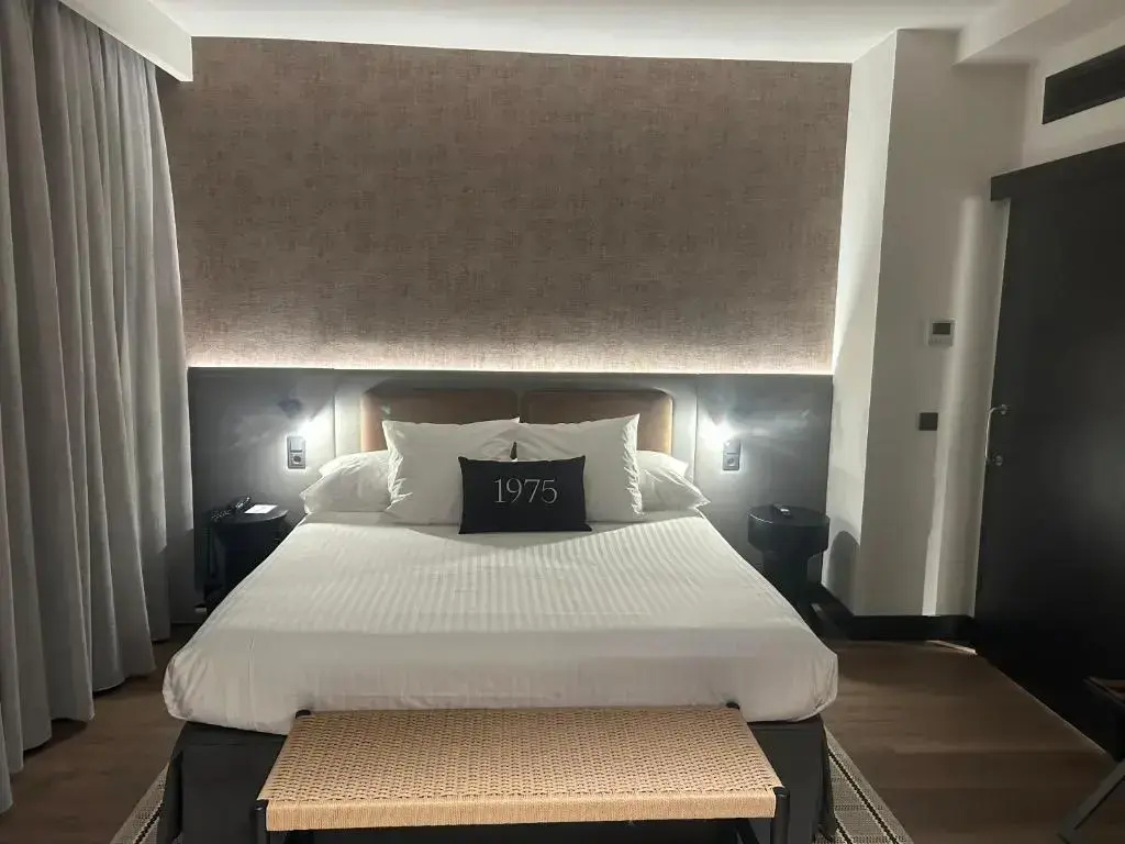Superior Double room (full double bed)