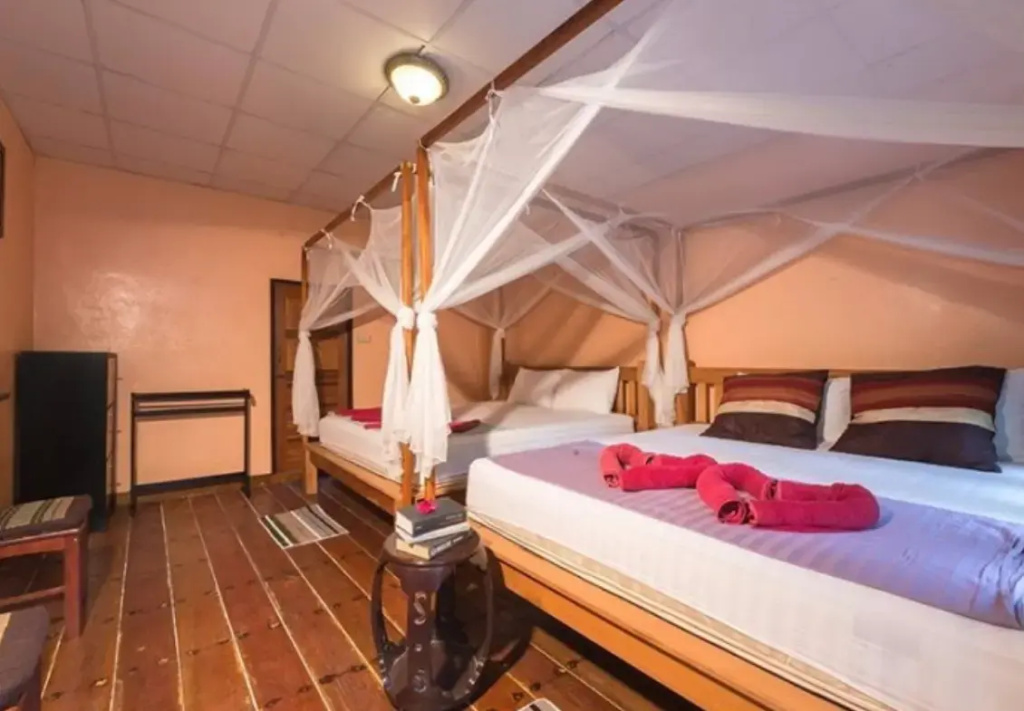Family Air-Conditioned Quadruple room