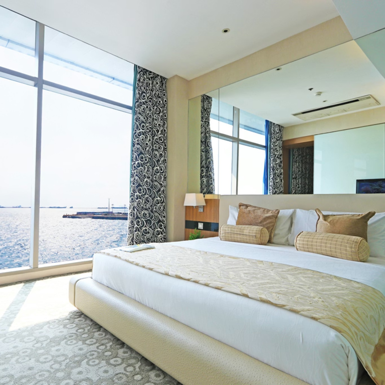 Deluxe Double room Bay View (full double bed)
