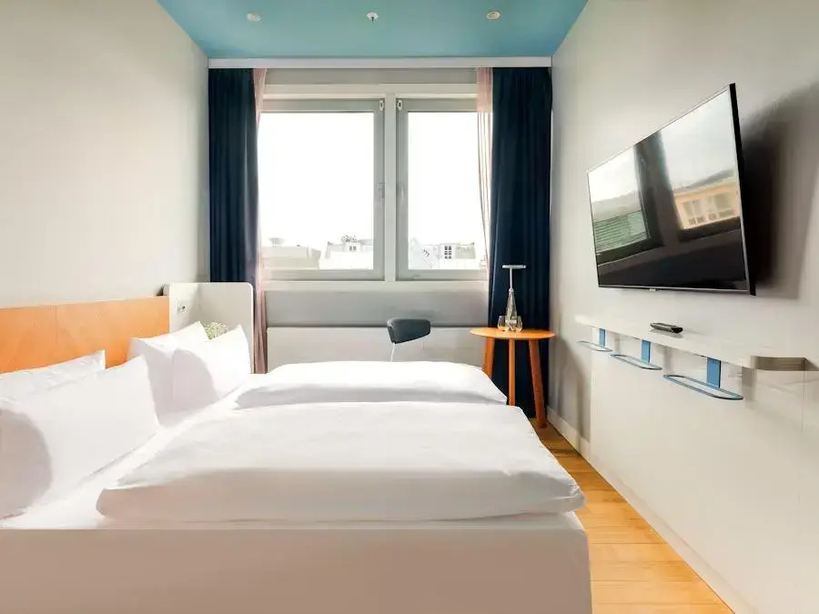 Standard Double room (full double bed)