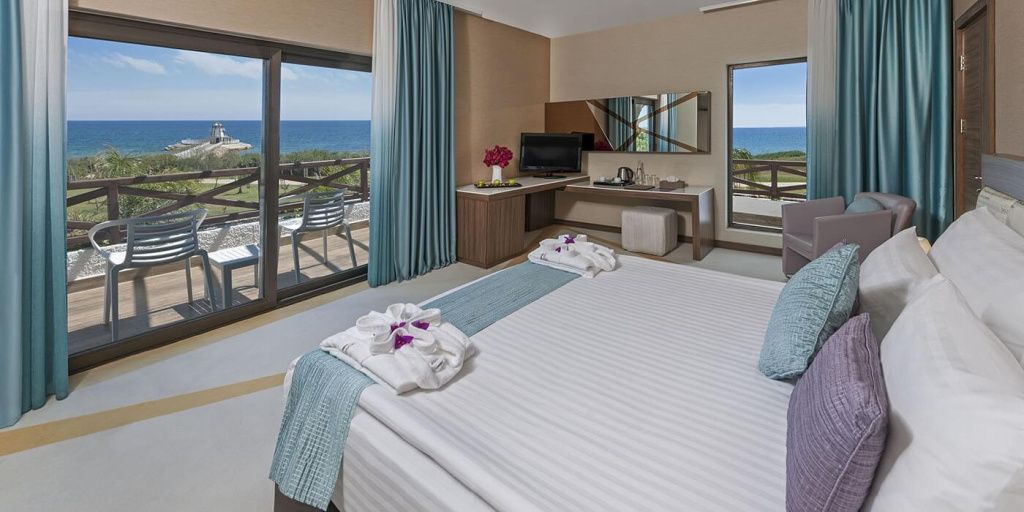 Holiday Village Double room (full double bed)