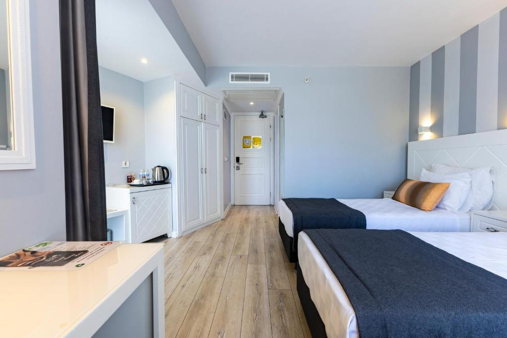 Standard Double room (twin beds)