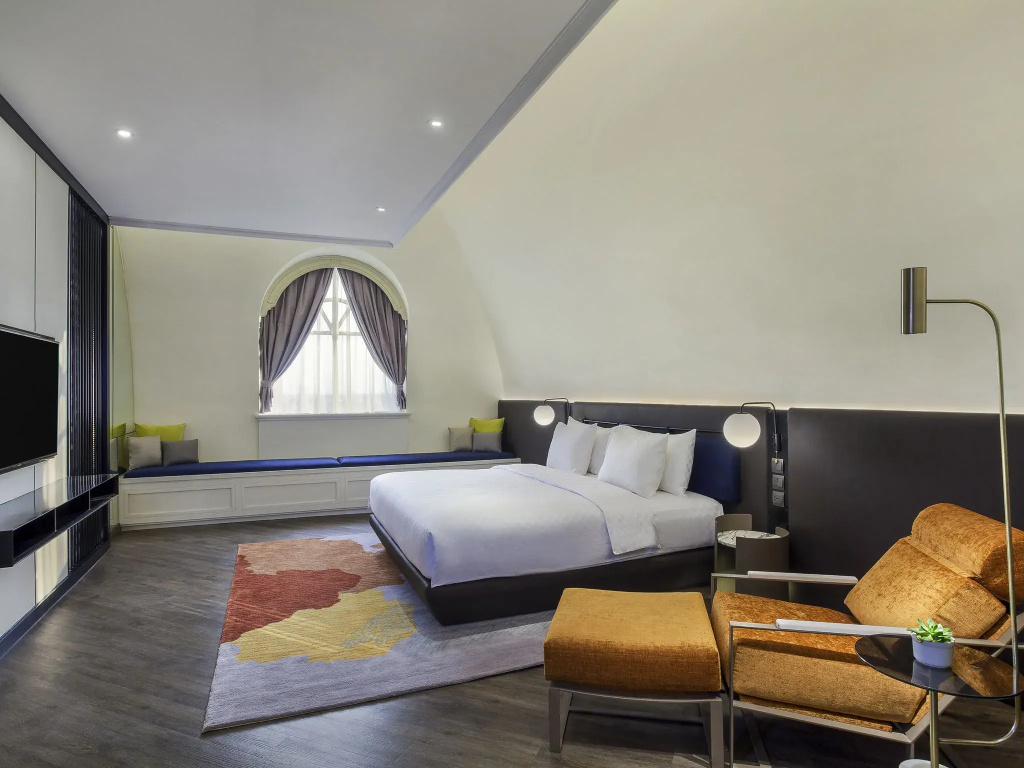 Executive Double Suite (full double bed)