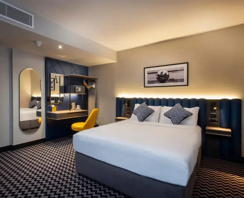 Academy Plaza Hotel - Chambres