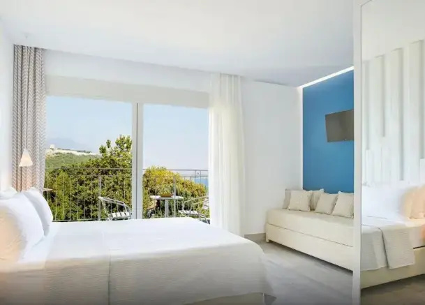 Superior Double room full double bed