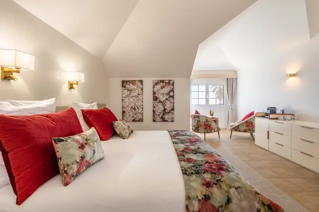 Double Junior Suite full double bed