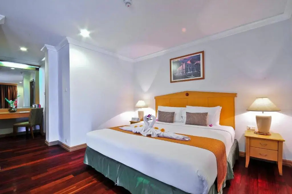 Executive Double Suite (full double bed)