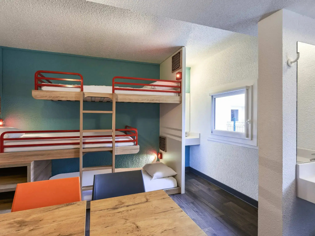 Bed in Dorm