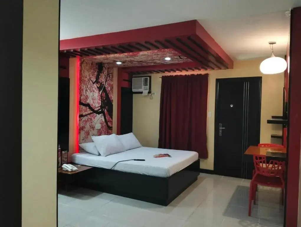 Regency 1 Double room (full double bed)